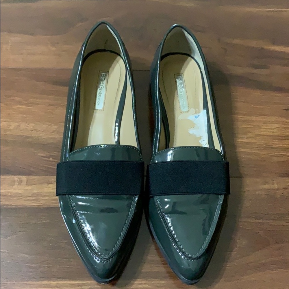 BCBG flats